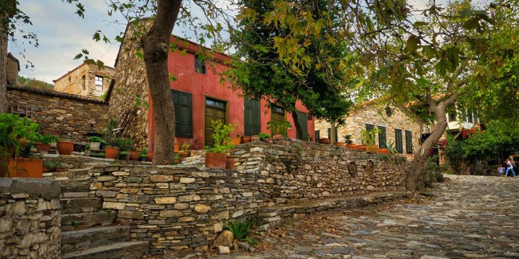 Burası film platosu değil Ege’nin büyüsü! Huzur ve sakinlik bu adreste: Giden yenilenerek geri dönüyor 1